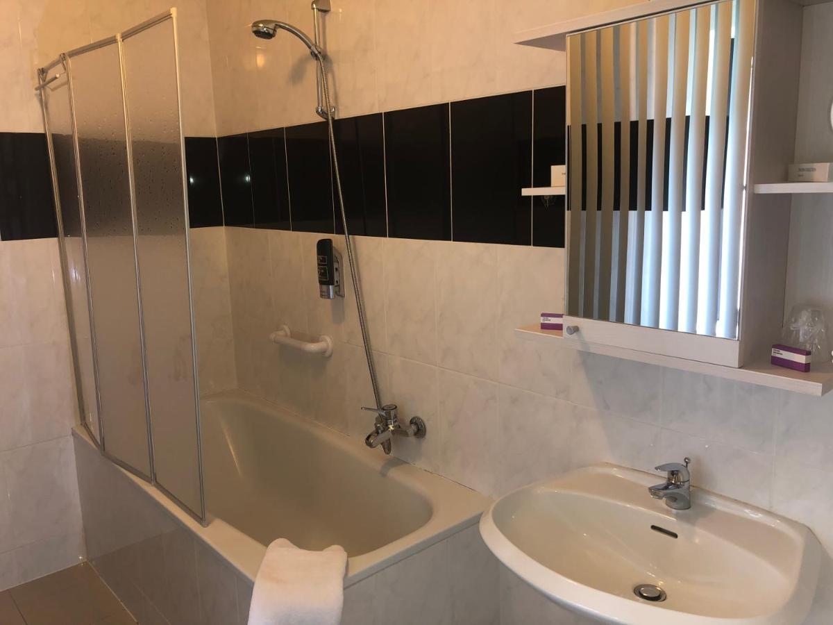 Astoria Hotel Heimbach Dış mekan fotoğraf